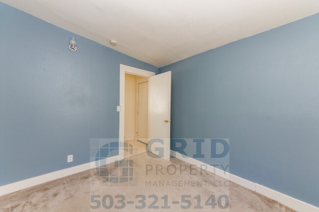 Building Photo - Charming 2 Bedroom Home in Mt Scott Arleta!