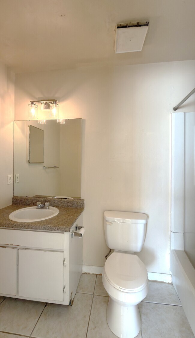 Building Photo - 12348 Fox Hound Ct