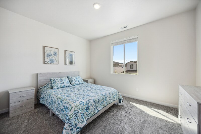 Building Photo - 12479 W Endsley Ln