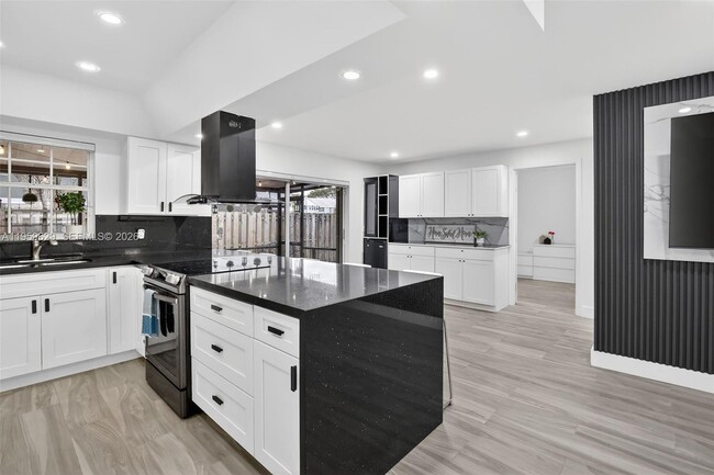 Building Photo - 4981 SW 122nd Terrace