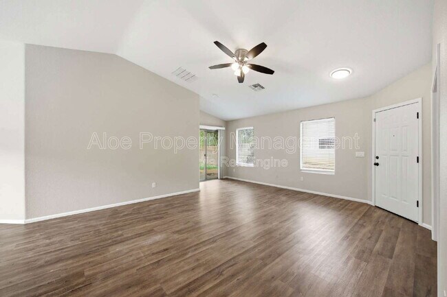 Building Photo - 4128 E Copper Rd