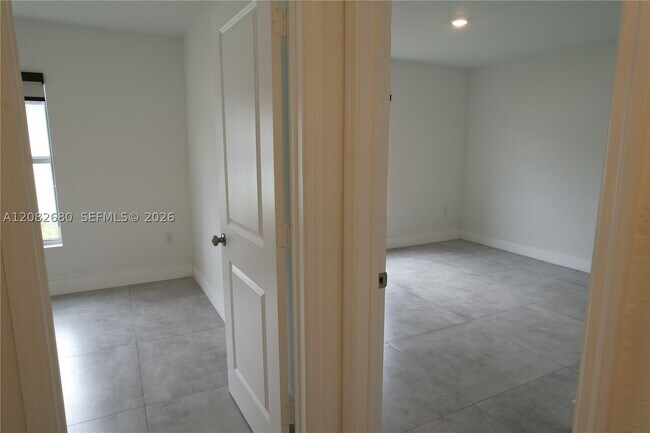 Building Photo - 17501 SW 285th St