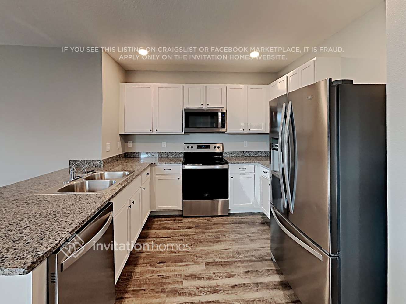 Building Photo - 17019 Wave Tressle Pl