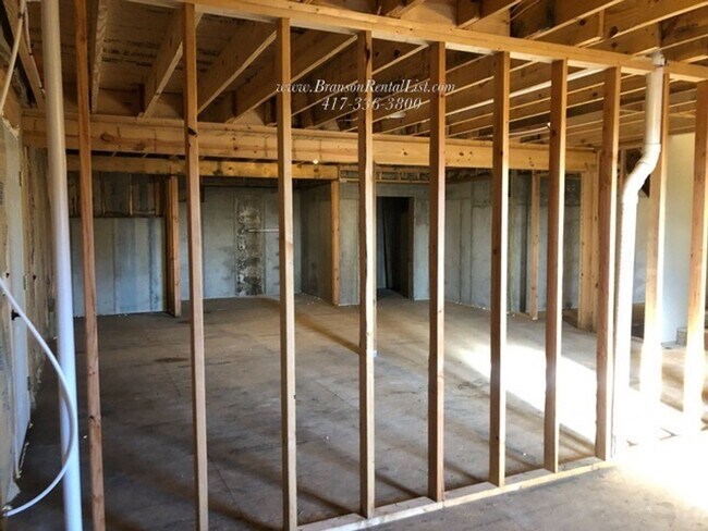 Building Photo - 6544 Prairie Cir