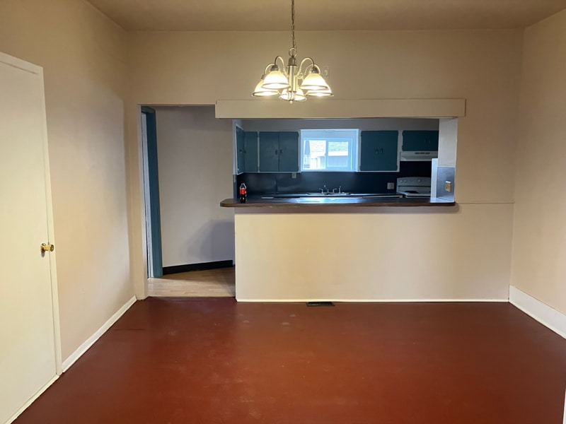 Building Photo - 1707 W Mansfield Ave