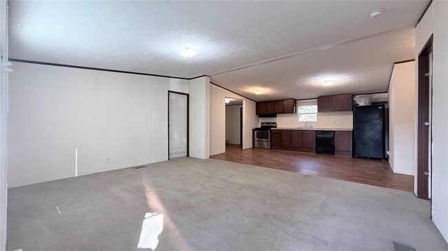 Building Photo - 1430 W Howard Ln