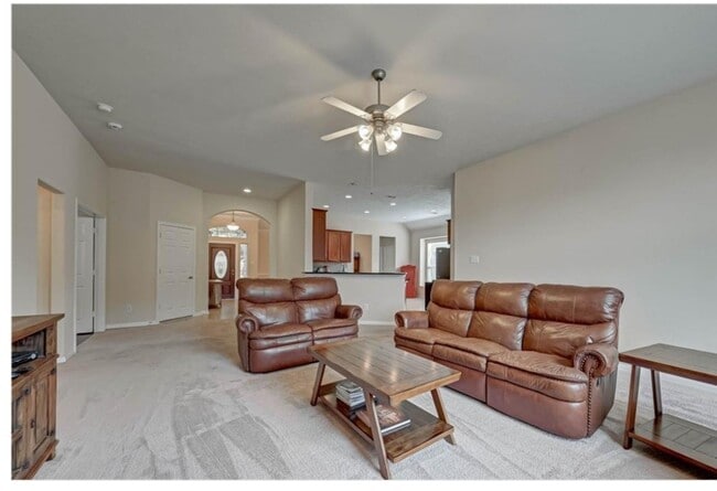 Building Photo - 2203 Winchester Lake