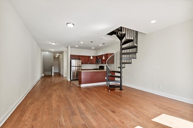 Building Photo - 1906 N 18th St