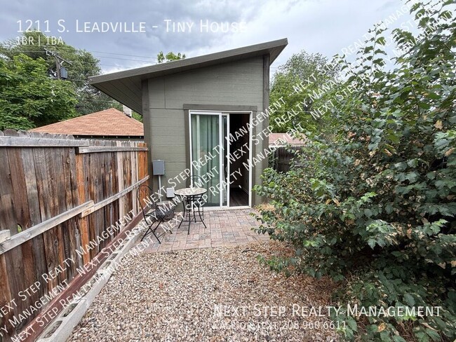 Building Photo - 1211 S. Leadville-Tiny House