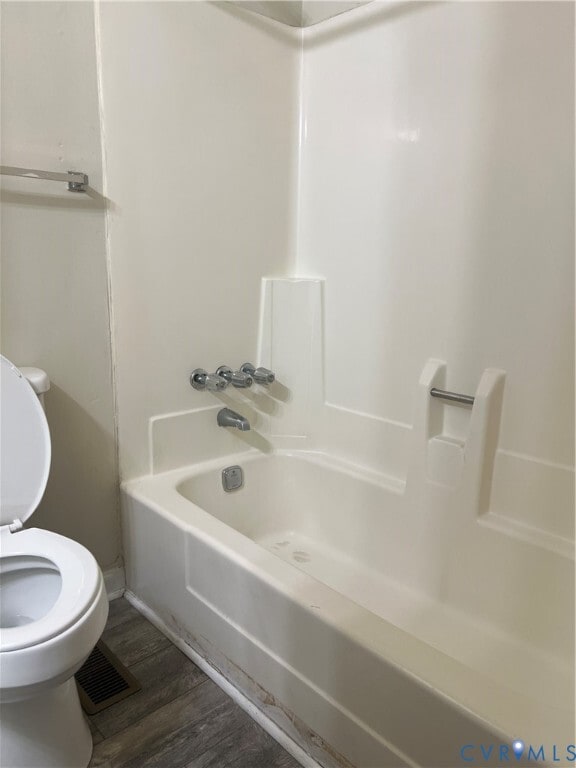 Building Photo - 3301 Fisher Ave