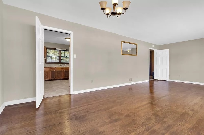 Building Photo - 728 Asheville Hwy