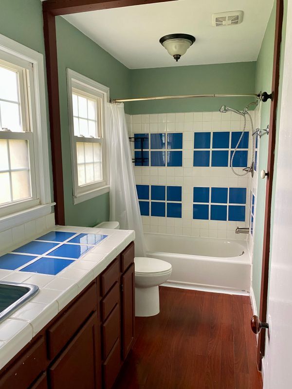 Building Photo - 112 Pinehurst Dr