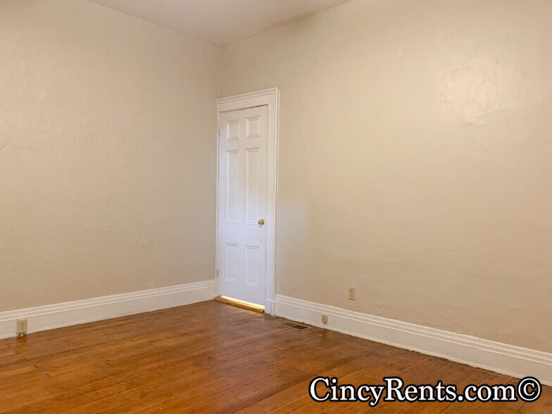Building Photo - 525 Liberty Hl