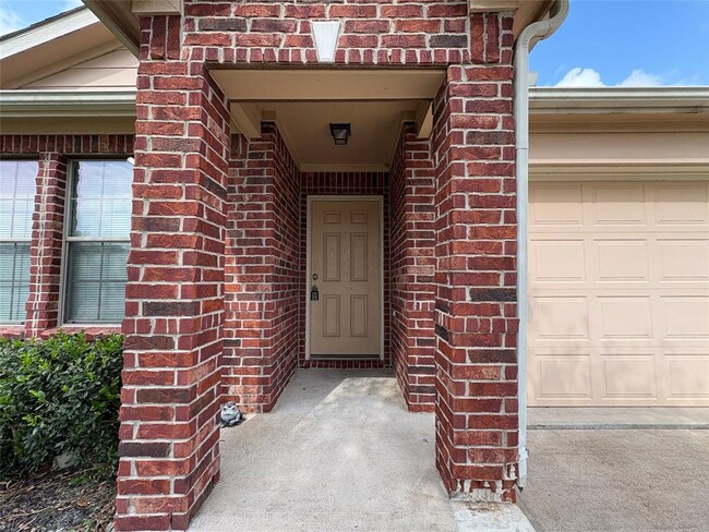 Building Photo - 2715 Mustang Hill Ln