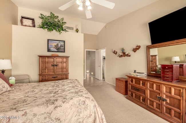 Building Photo - 9559 E Sunburst Dr