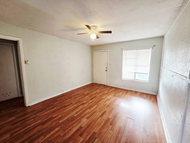 Building Photo - 1509 Sycamore St