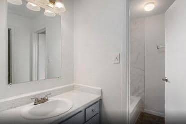 Building Photo - 4027 Briarglen Dr