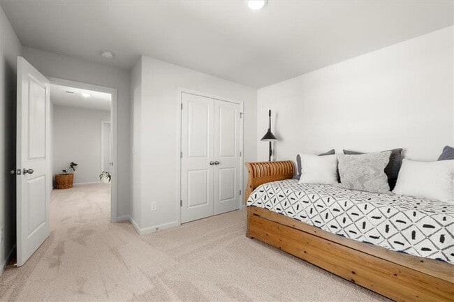 Building Photo - 29 Dew Drop Pointe