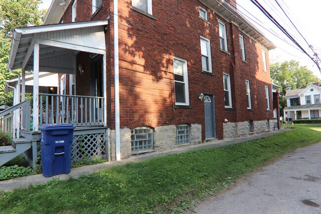 View of the side of house with side entry door - 372 E Oakland Ave