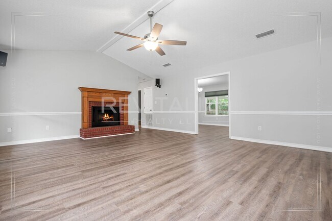 Building Photo - 1357 Repoll Rd