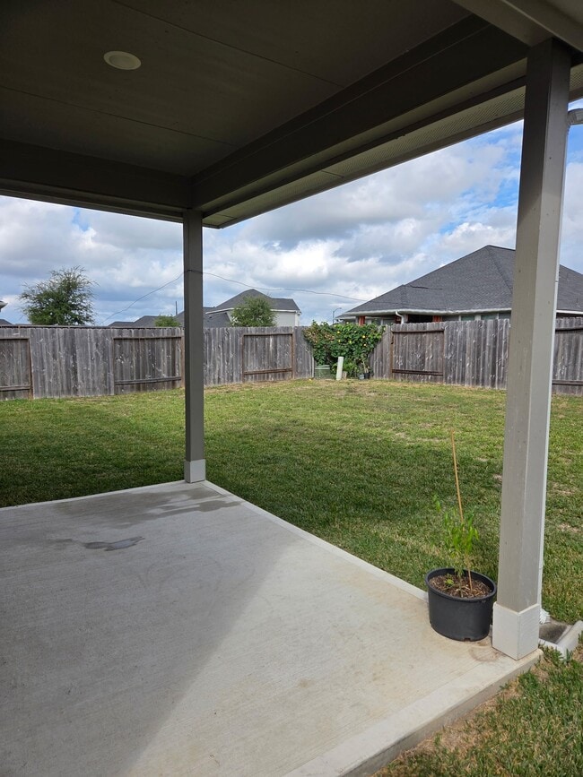 Building Photo - 31322 Whitfield Ct