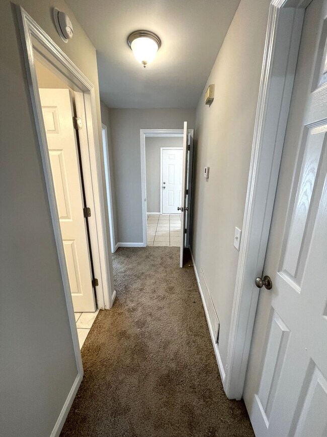 Building Photo - Five Points - 4br House - Fall 2026 Pre-Lease