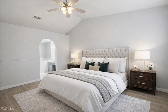 Building Photo - 3107 SW 15th Ave