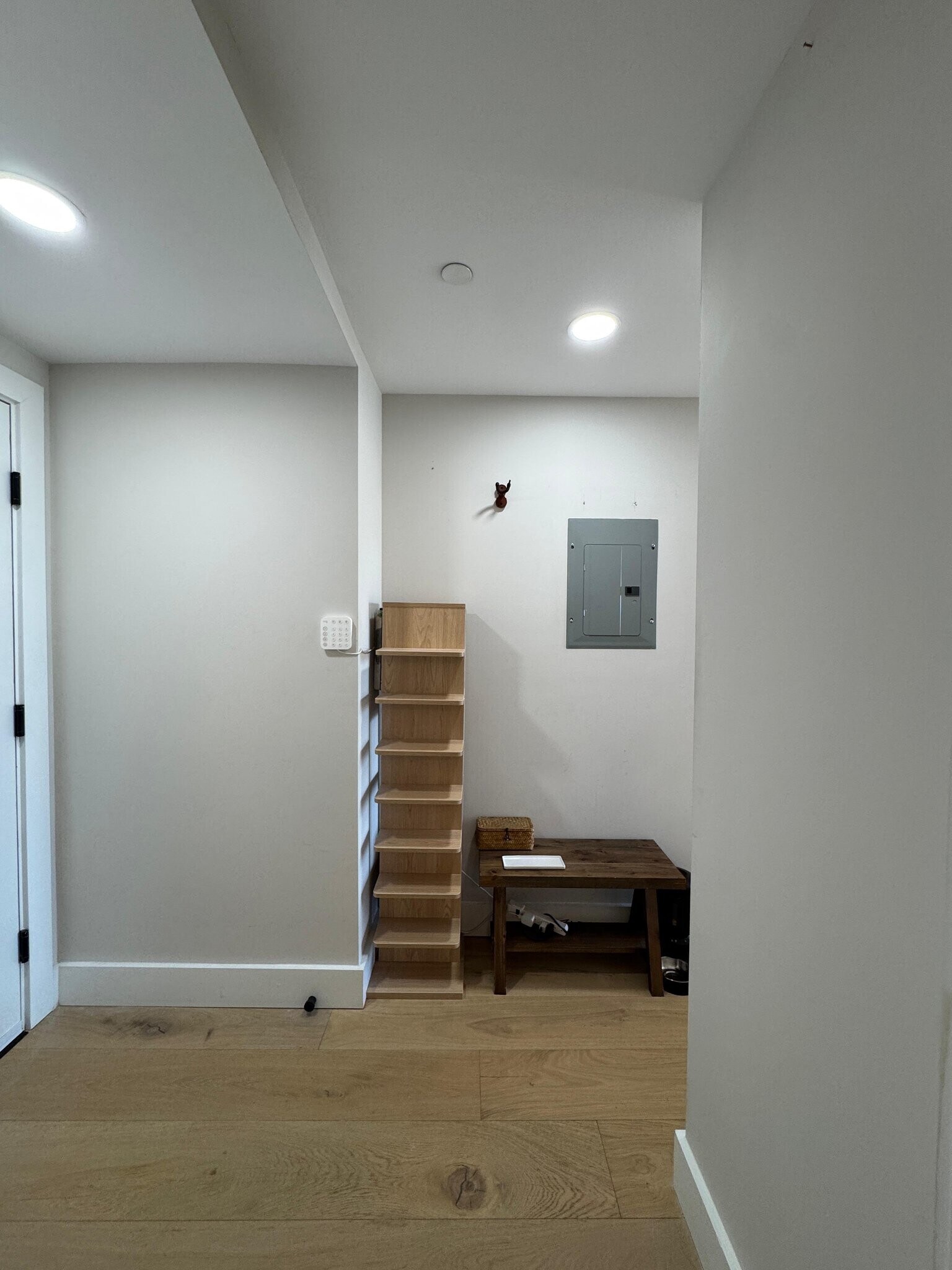 Building Photo - 919 12th St NE