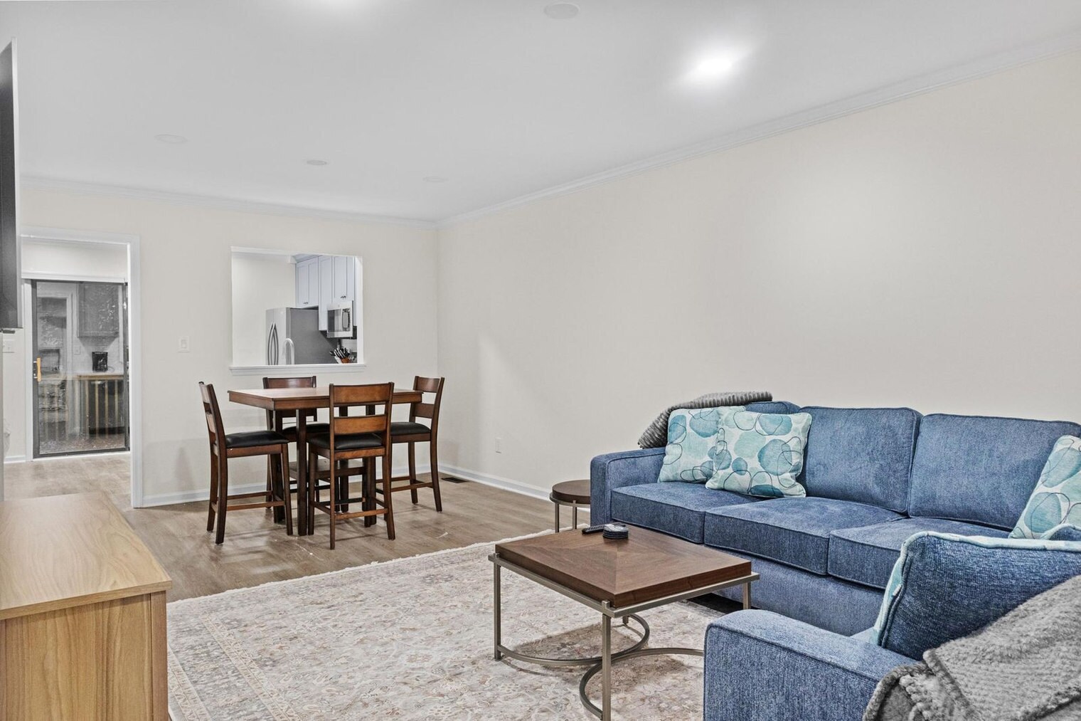 Building Photo - 170 Northview Dr