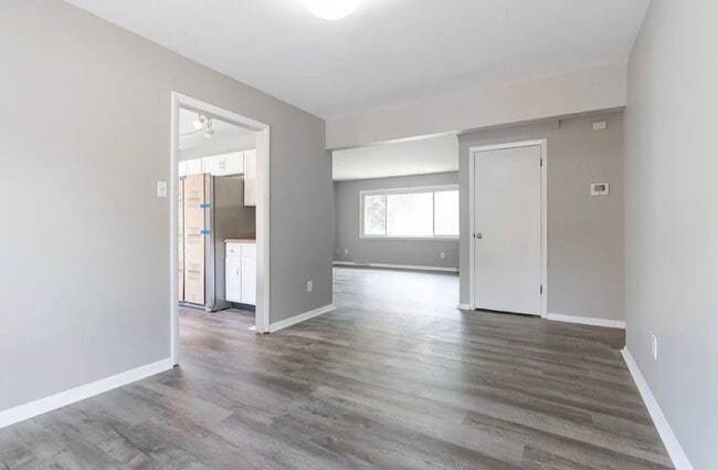 Building Photo - Charming 5 Bedroom/3 Bathroom Home with Large Finished Basement in Catonsville, MD!