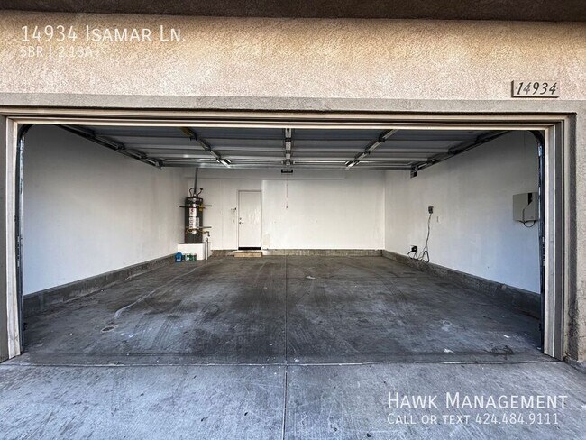 Building Photo - 14934 Isamar Ln