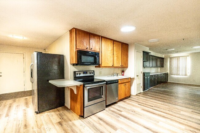 Building Photo - 2513 26th St