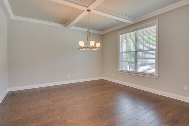 Building Photo - 4042 Ellington Dr