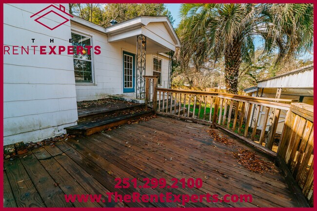 Building Photo - 254 Pinehill Dr