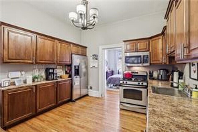 Building Photo - 2 bedroom Apartment in the Heart of The Mexican War Streets