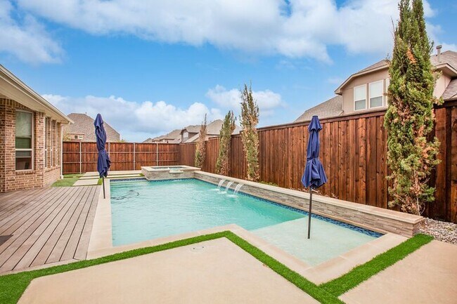Building Photo - 1614 Thoroughbred Ln