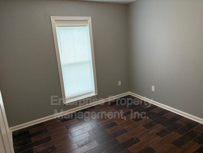 Building Photo - 4891 Shayne Ln