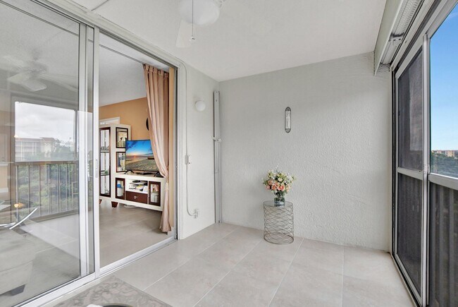 Building Photo - 14527 Bonaire Dr
