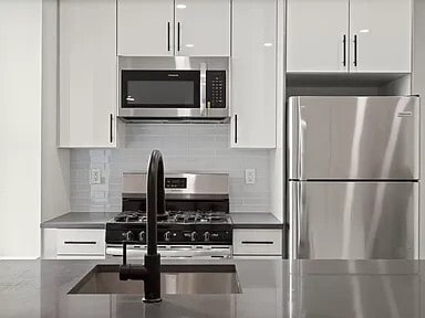 Building Photo - #C-11