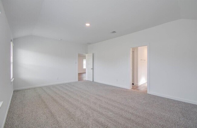 Building Photo - 1010 Desert Willow Dr