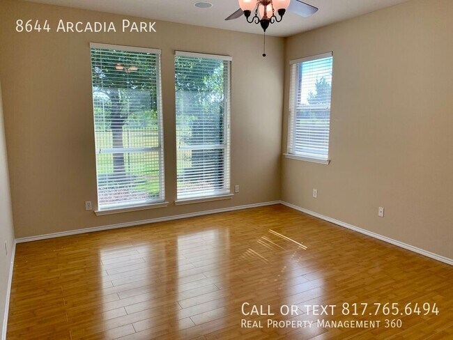 Building Photo - 8644 Arcadia Park Dr