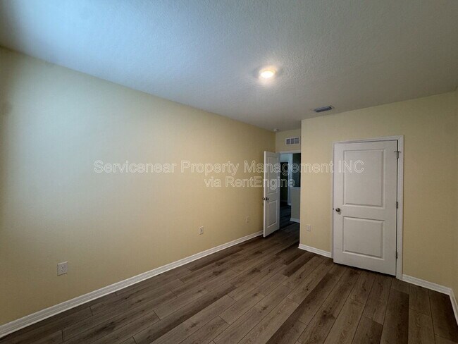 Building Photo - 32562 Canyonlands Dr