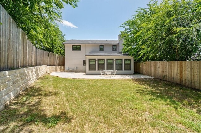 Building Photo - 7602 Banpass Ln