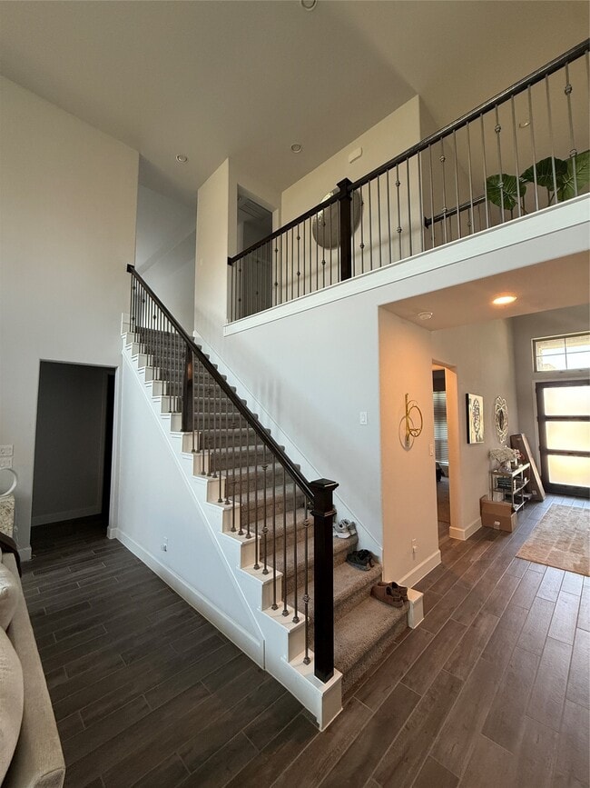 Building Photo - 563 Santa Rosa Hls Dr