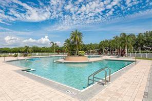 Building Photo - 4510 Sanibel Way