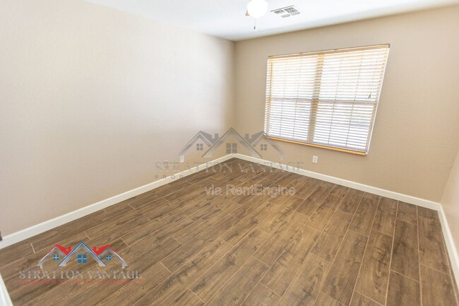 Building Photo - 38414 N 12th St