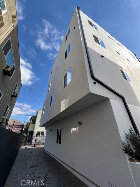Building Photo - 1218 Arapahoe St