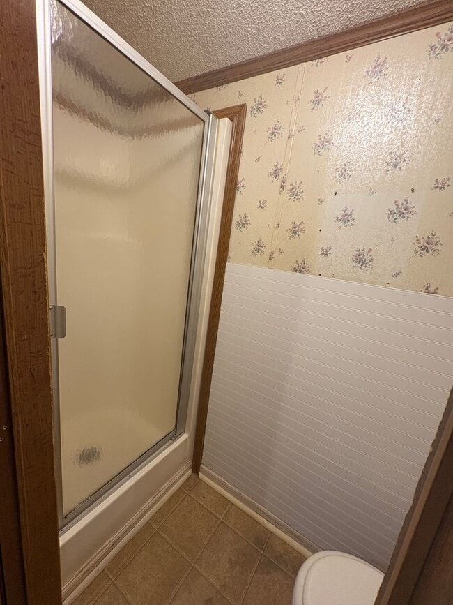 Building Photo - Spacious 3 Bed 2 Bath Mobile Home