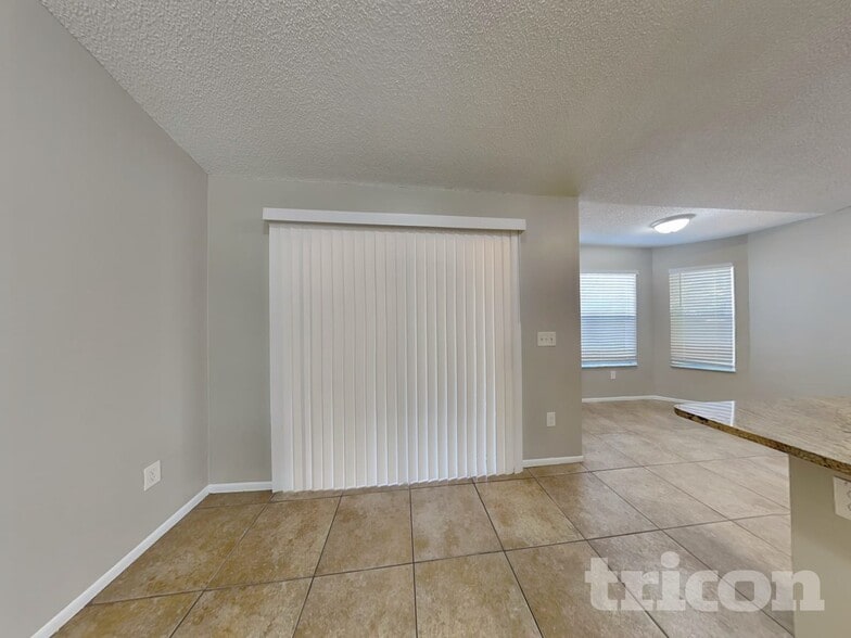 Building Photo - 1488 Country Mansion Ct