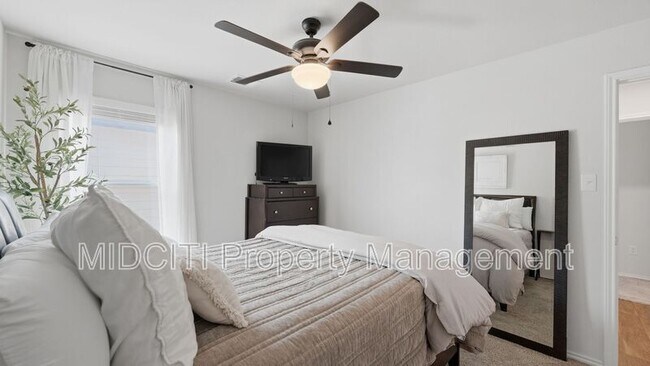 Building Photo - 2913 Brogan Creek